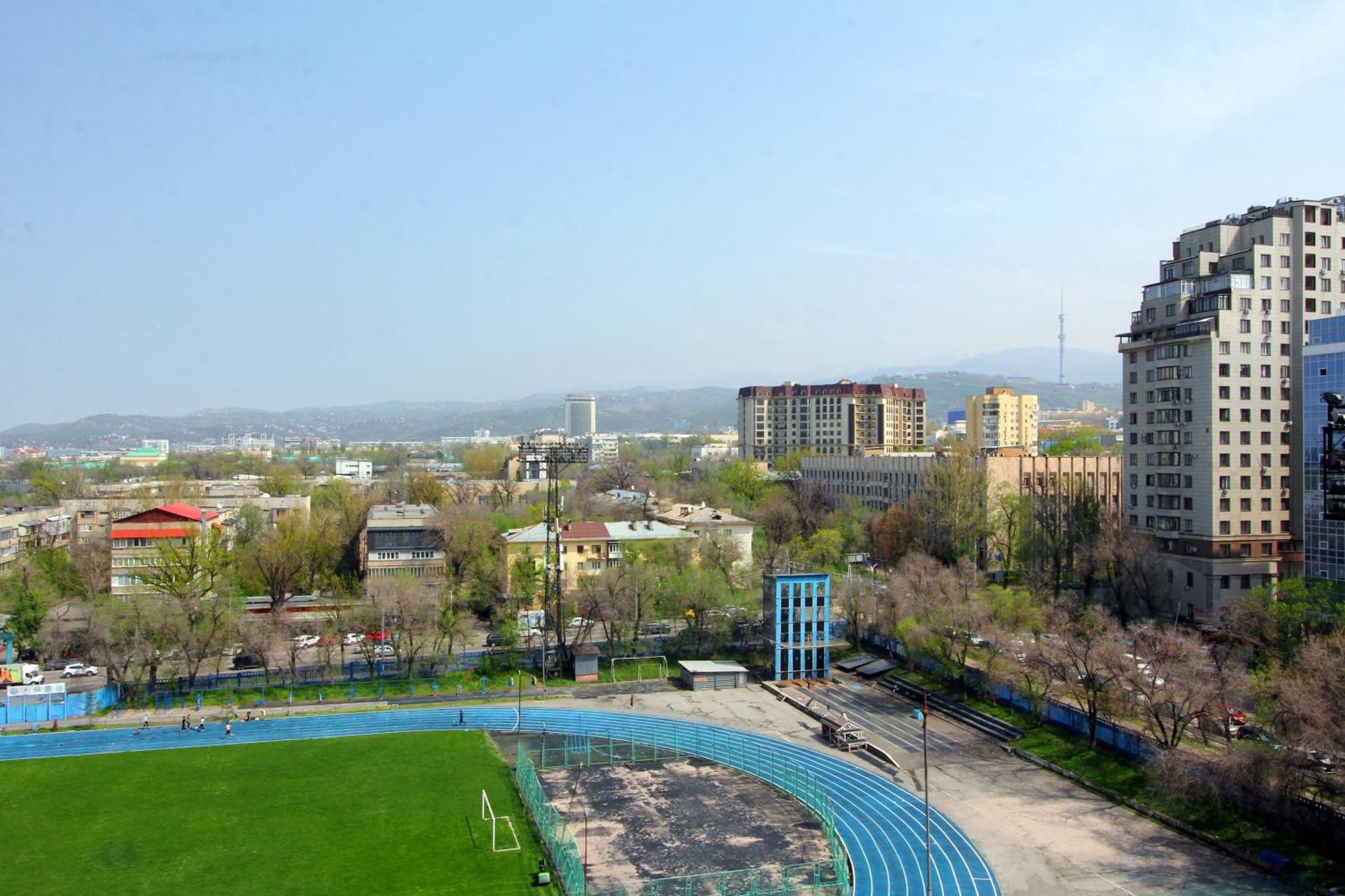 Almaty Cozy Apart Hotel Экстерьер фото